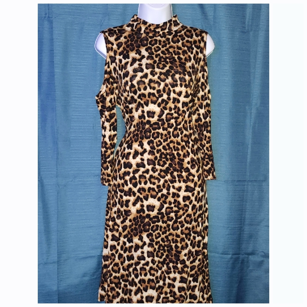 NY&C Leopard Cold Shoulder Dress - Picture 2 of 5
